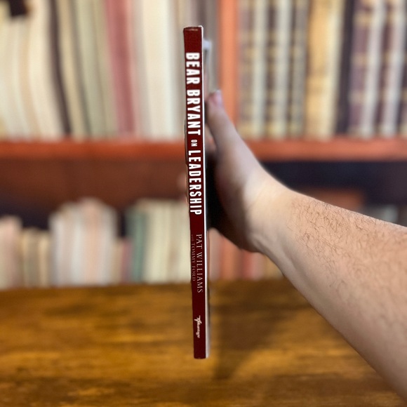 Bear Bryant on Leadership: Life Lessons by Pat Williams ISBN: 9781599322100 - Picture 3 of 7